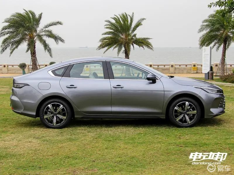 驱逐舰05新能源顶配介绍,驱逐舰05尊贵版混动模式油耗