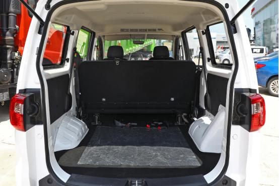 打工人适合买什么车,最适合穷人的商务车