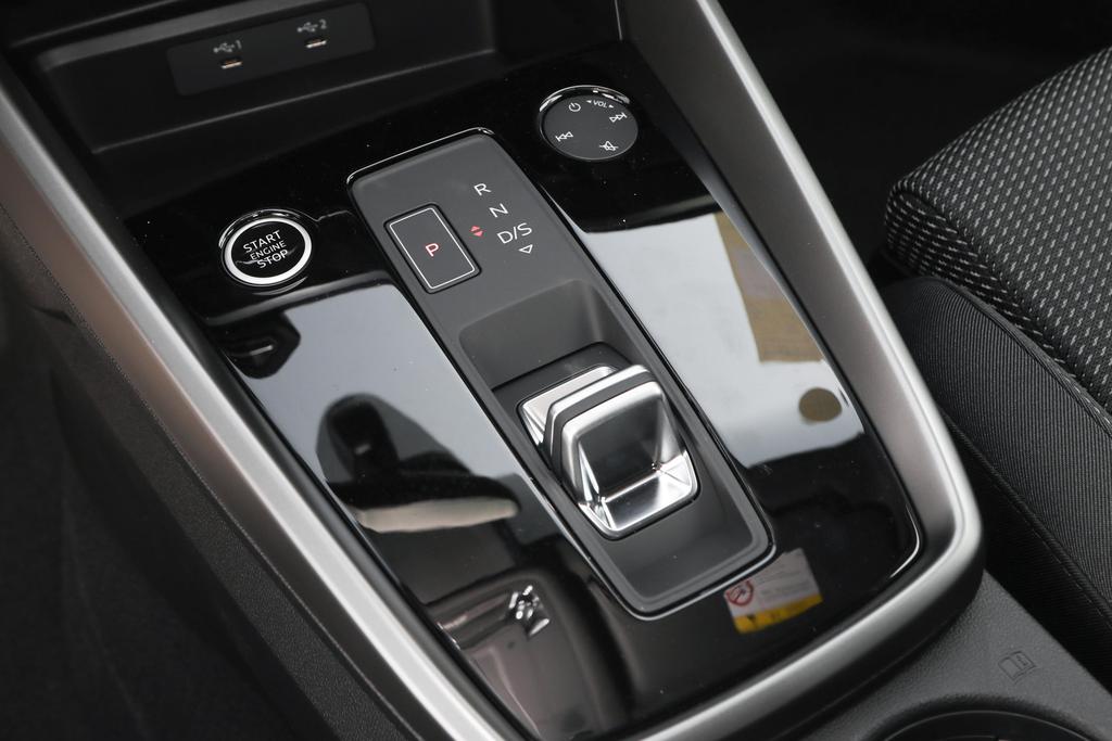 新奥迪a3是干式还是湿式,新奥迪a3预定价格