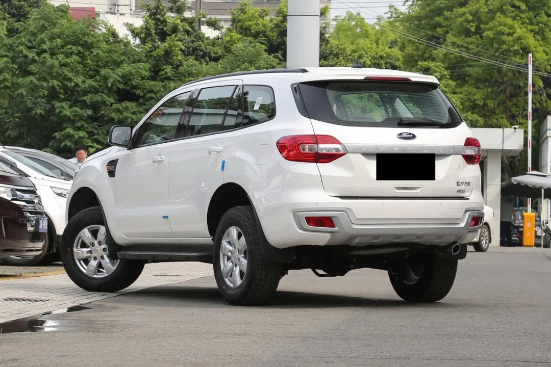 不超20万预算最好的越野车四驱,专为越野打造的硬派越野车