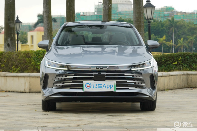 比亚迪05型驱逐舰120版本纯电续航,比亚迪驱逐舰05尊贵型西安落地价