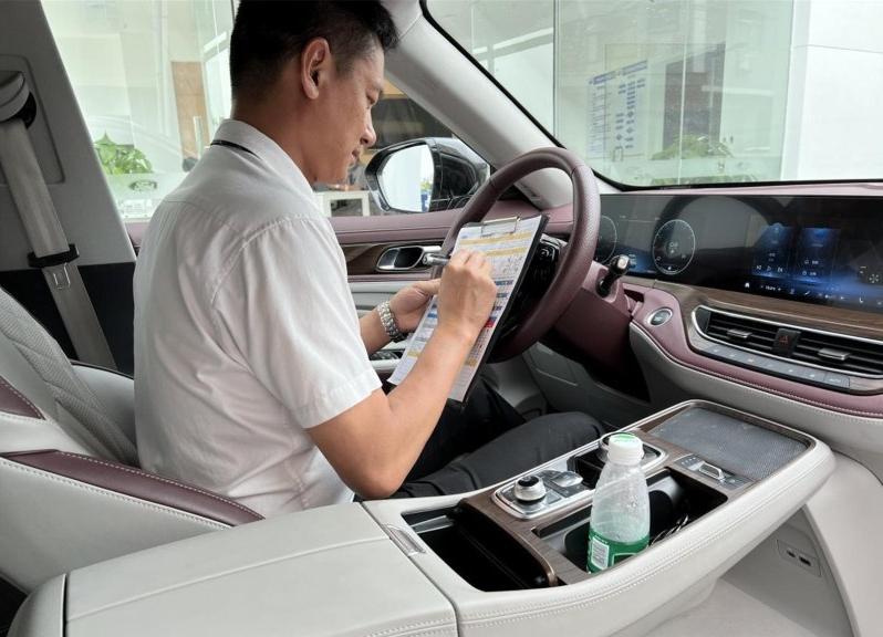 福特领睿一万公里保养大概多少钱,福特领裕首保是什么时候