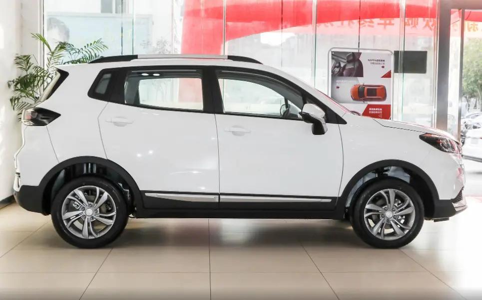 16年长安cs15手动挡测评,1.5l配cvt好还是6at好