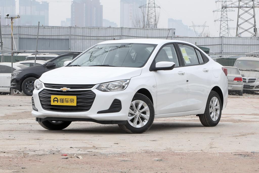 10万元练手车推荐雪佛兰科沃兹,雪佛兰科沃兹最新款顶配四缸新车