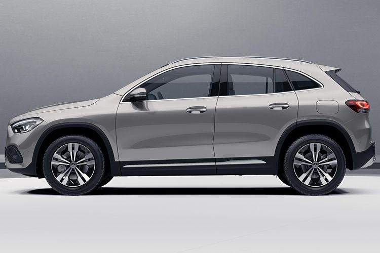 新款奔驰gla正式上市外观豪华,2022款奔驰gla200