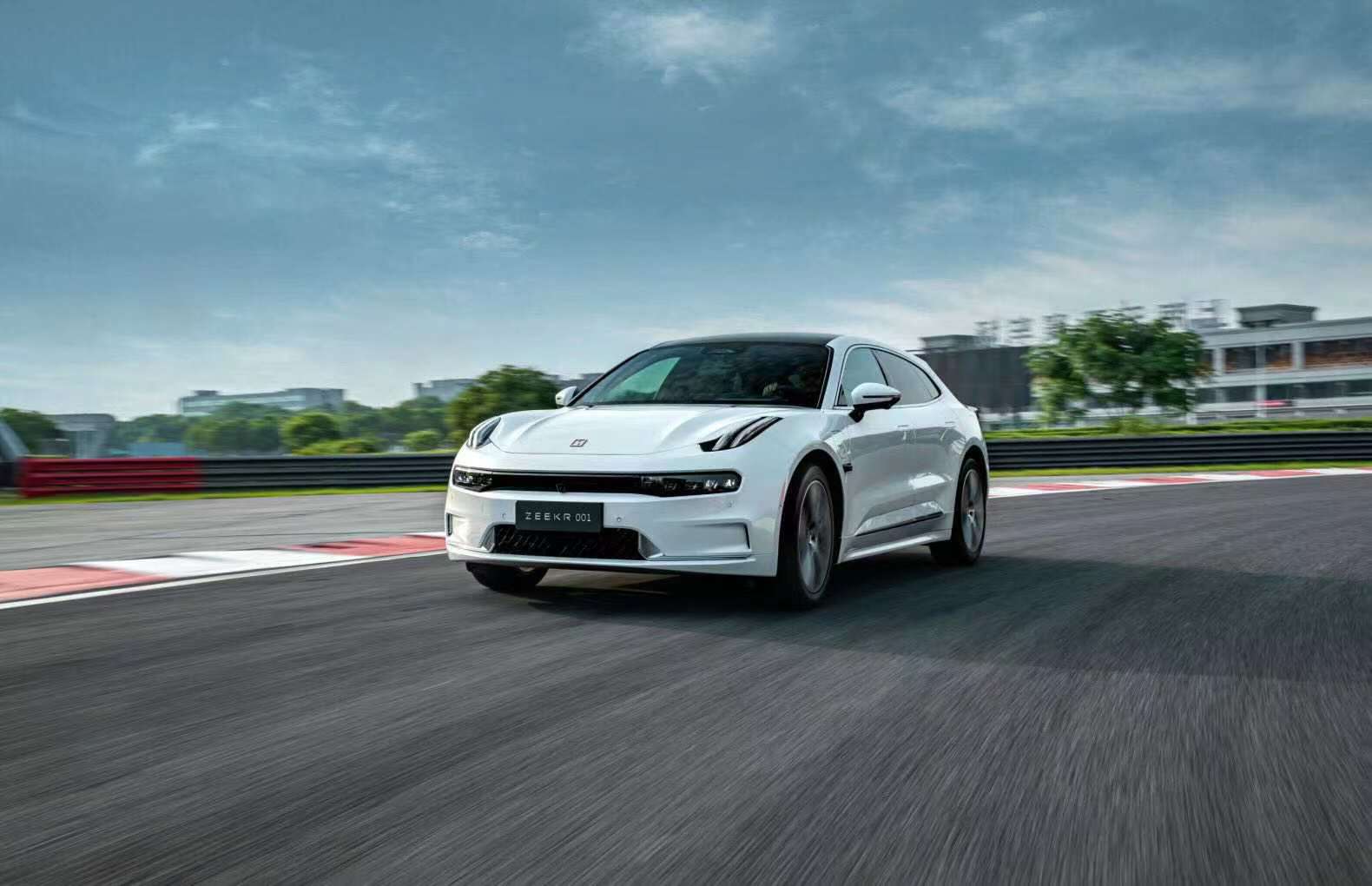 最新极氪001问题反馈,极氪001三电终身质保值多少钱