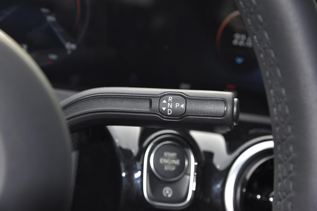 奔驰a是什么车型,奔驰a是什么平台生产的