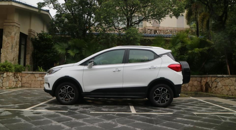 比亚迪元pro测评7.98万,比亚迪元pro新能源2021款落地价