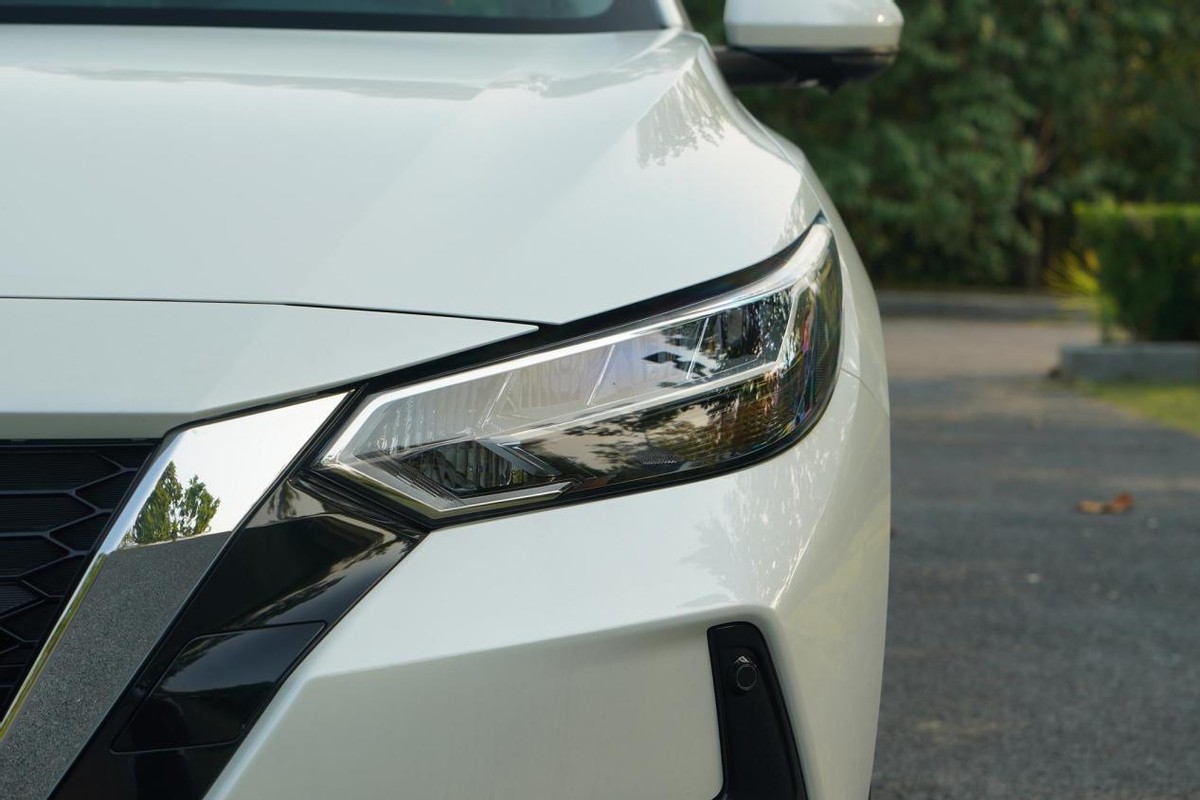 轩逸试驾油耗,日产轩逸舒适性开车测试