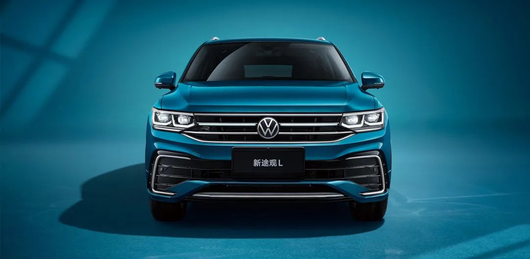 重汽豪沃仪表驾驶员警告指示灯亮,汽车仪表盘上的警告灯包括哪些