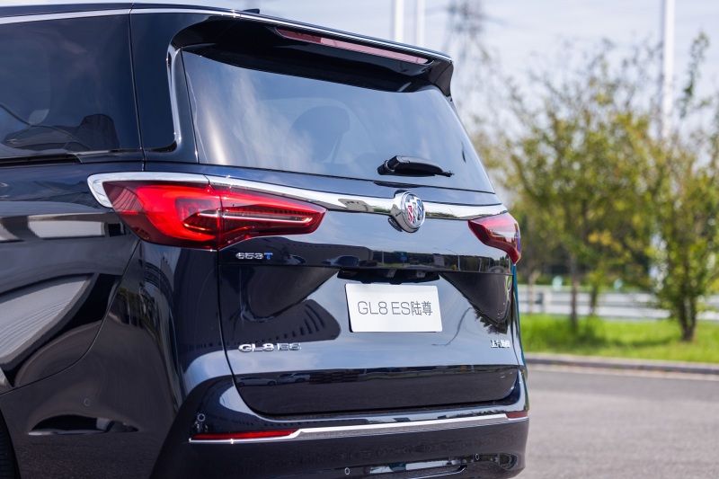 21款别克gl8es陆尊乘坐体验,gl82022款es陆尊深度测评