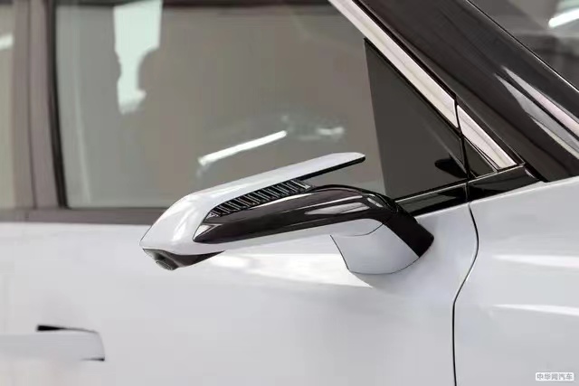 15万左右的suv科技感,25万左右北汽魔方suv车推荐