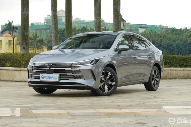 比亚迪驱逐舰05冠军版和秦dmi区别,比亚迪驱逐舰05必买配件