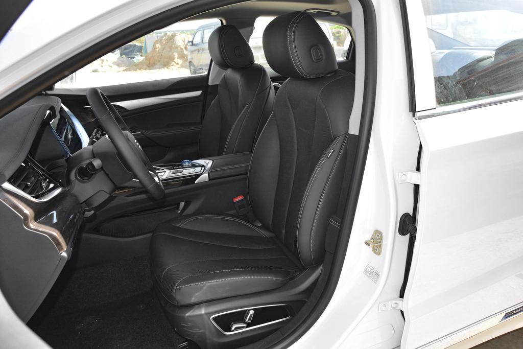 吉利博瑞epro混动2022款,新款吉利博瑞epro简配