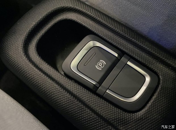 5.99万元零跑t03,零跑t032023款落地价官方售价