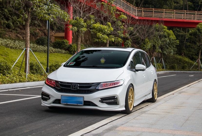 本田杰德改装氛围灯,本田杰德改装效果图