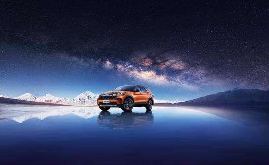 福特探险者昆仑巅峰版vs路虎卫士,福特探险者昆仑版2024款落地价