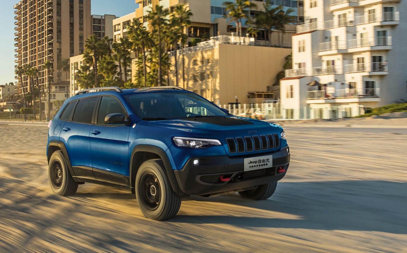 jeep自由光为什么现在能优惠4万多,jeep自由光买不到配件了么