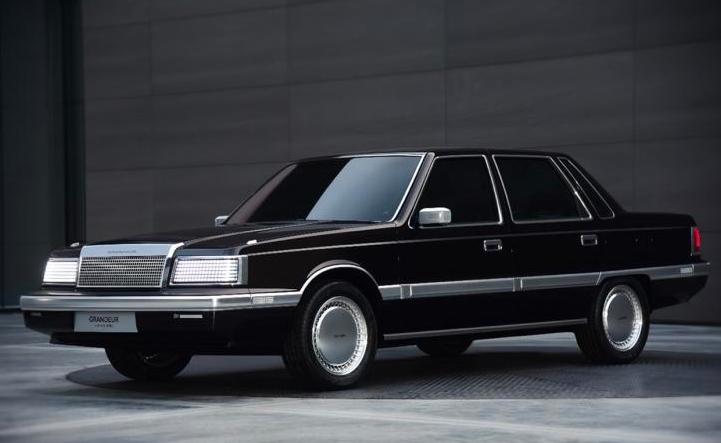 新款现代雅尊实车图,现代雅尊35周年纪念款