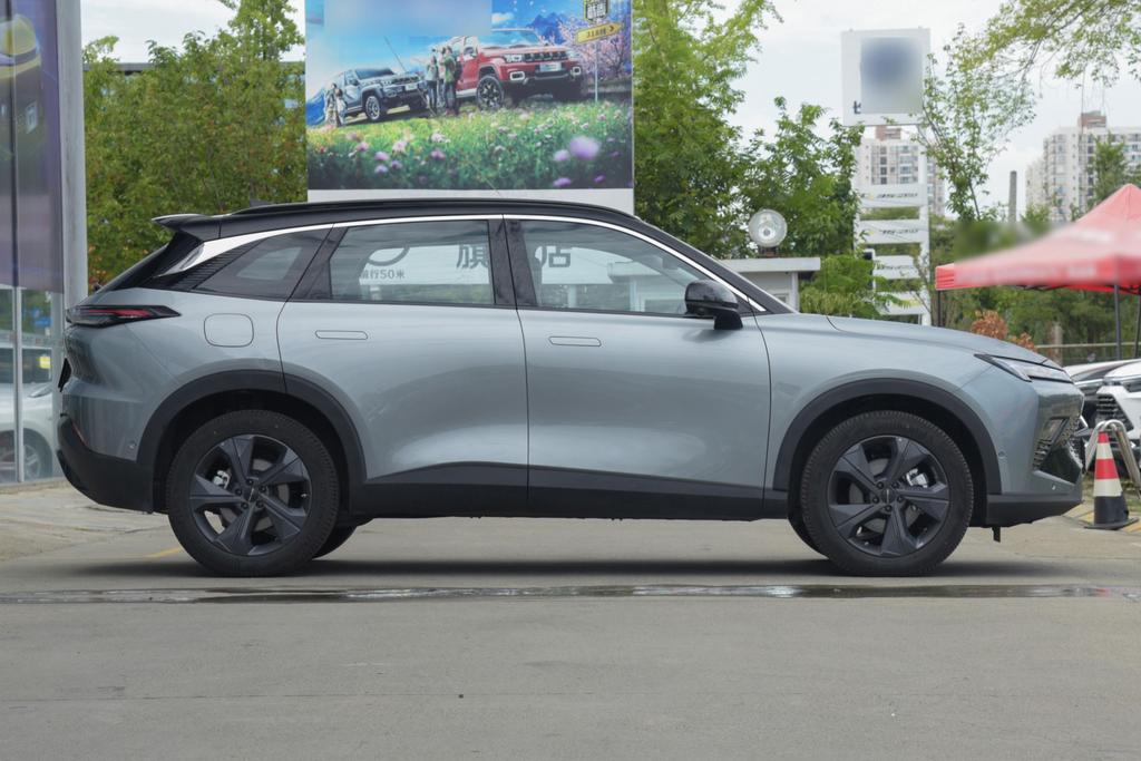 试过才知道，北京汽车魔方有噱头，更有看头｜壹体验。