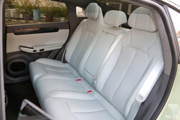 零跑c01增程和纯电驾驶质感,试驾零跑c01纯电最新落地价