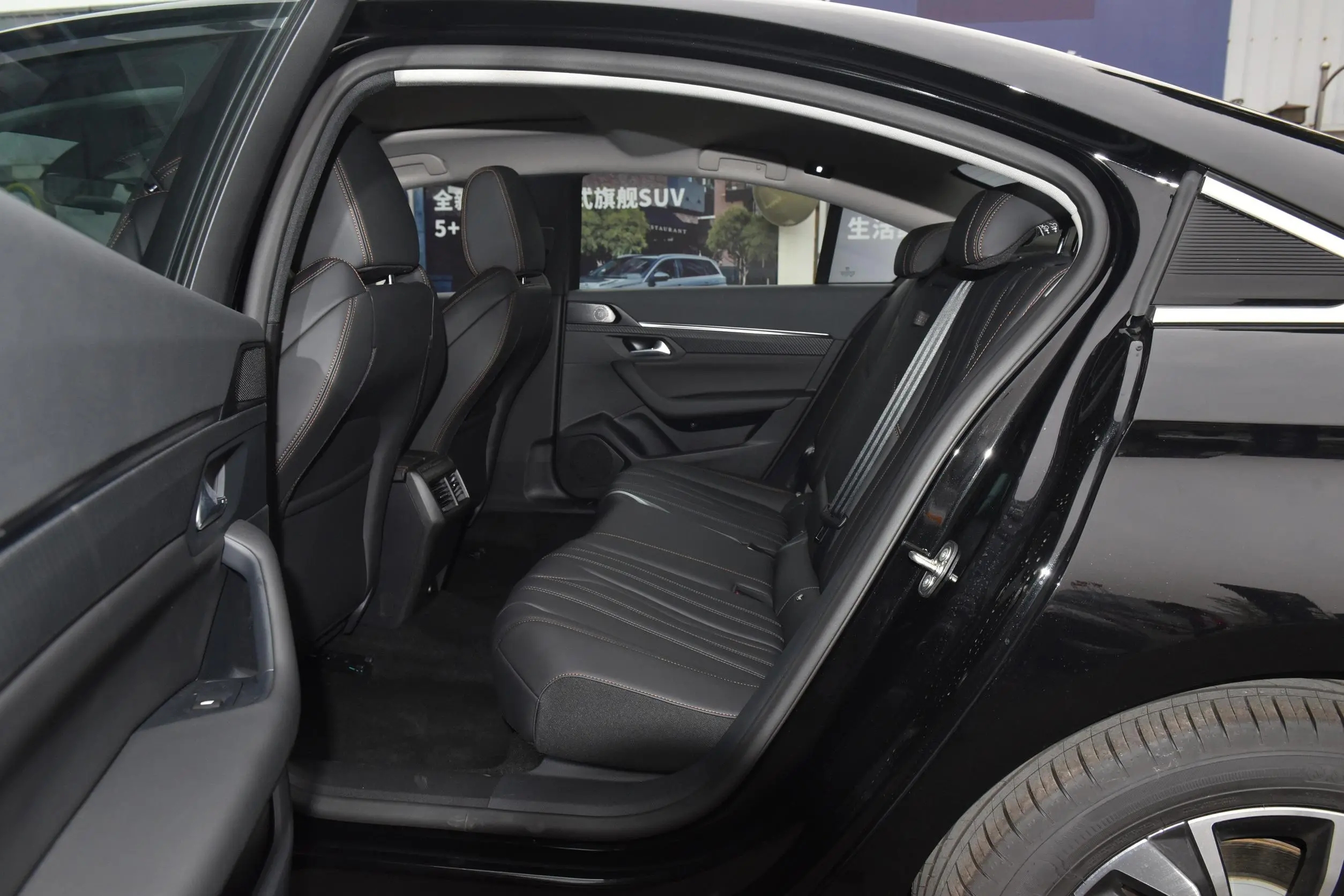 买辆标致508L怎么样？搭载1.6T和1.8T发动机