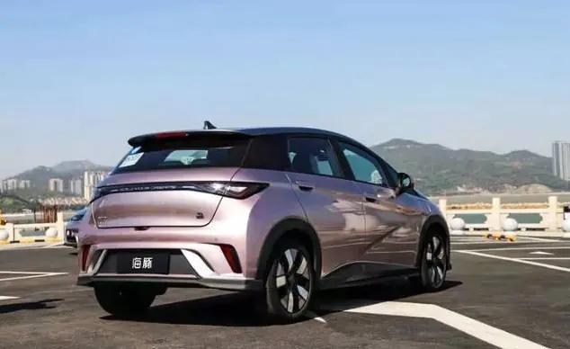 适合女生开的新能源车推荐20-30万,女生新能源车推荐10-20万