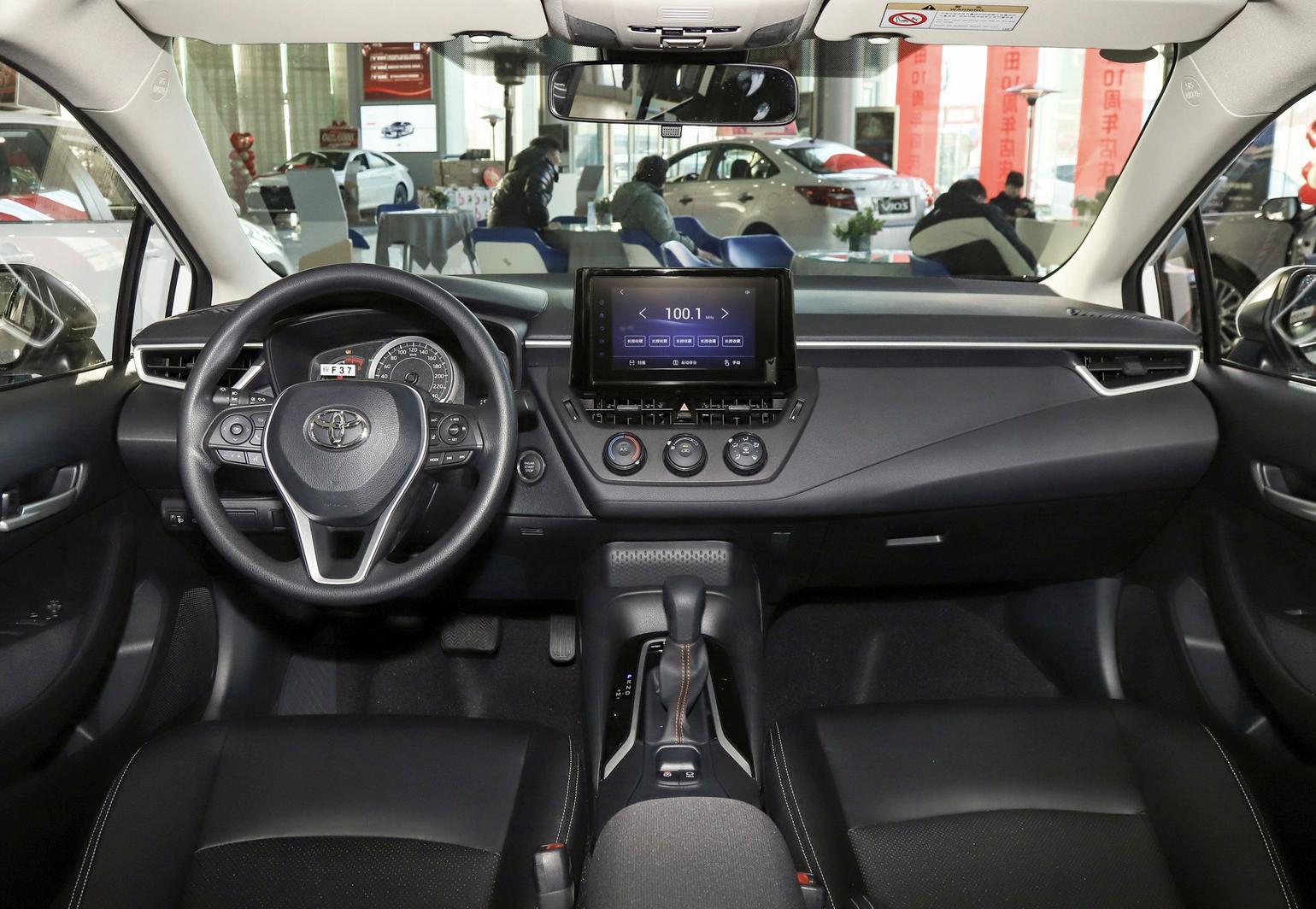 2021轩逸和2019卡罗拉试驾与评测,轩逸e-power和卡罗拉双擎怎么样选