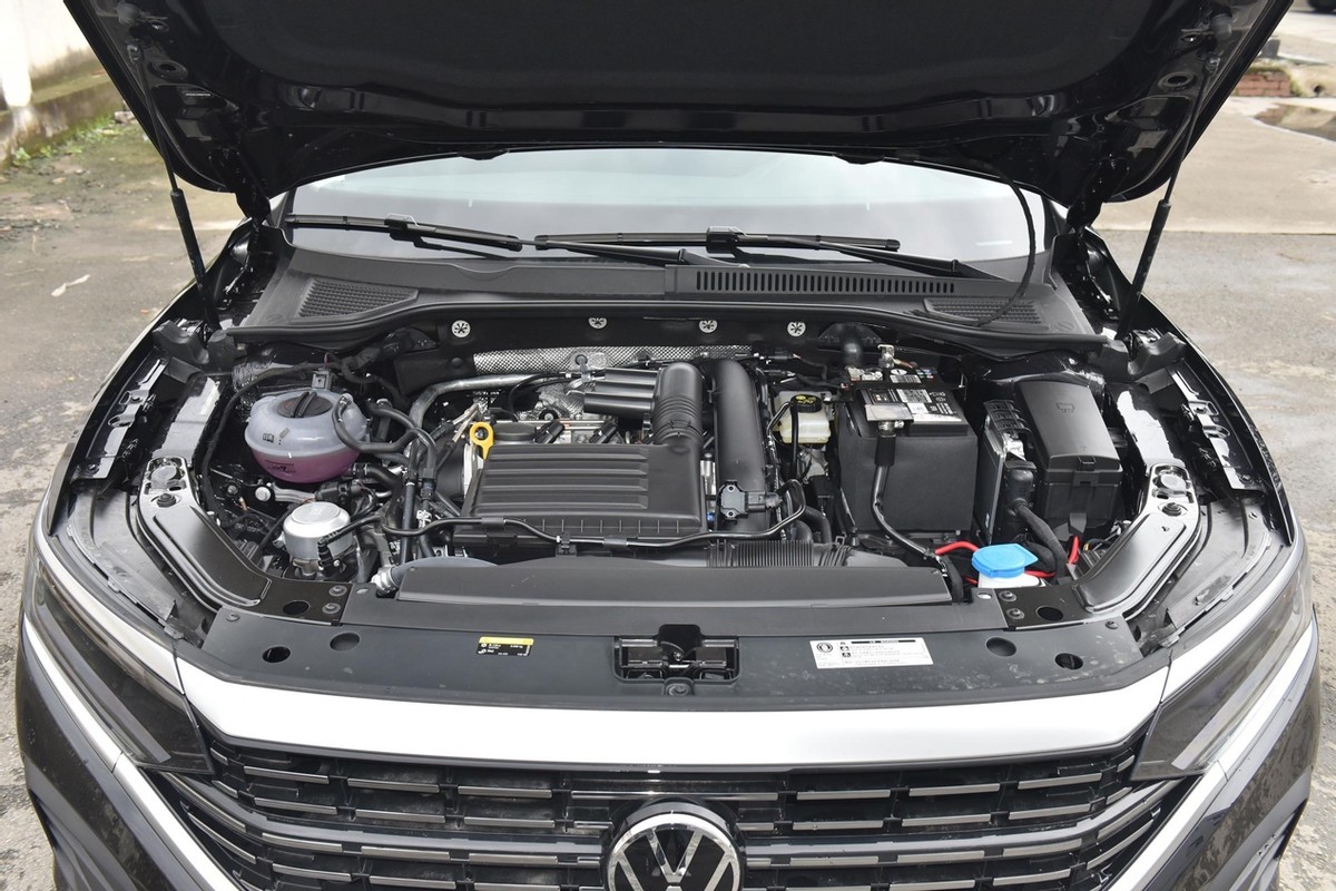 只买最低配的话买哪款车,最低配1.4t帕萨特