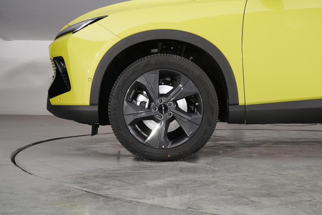 国产北汽魔方,一台新潮燃油车静态体验北汽魔方