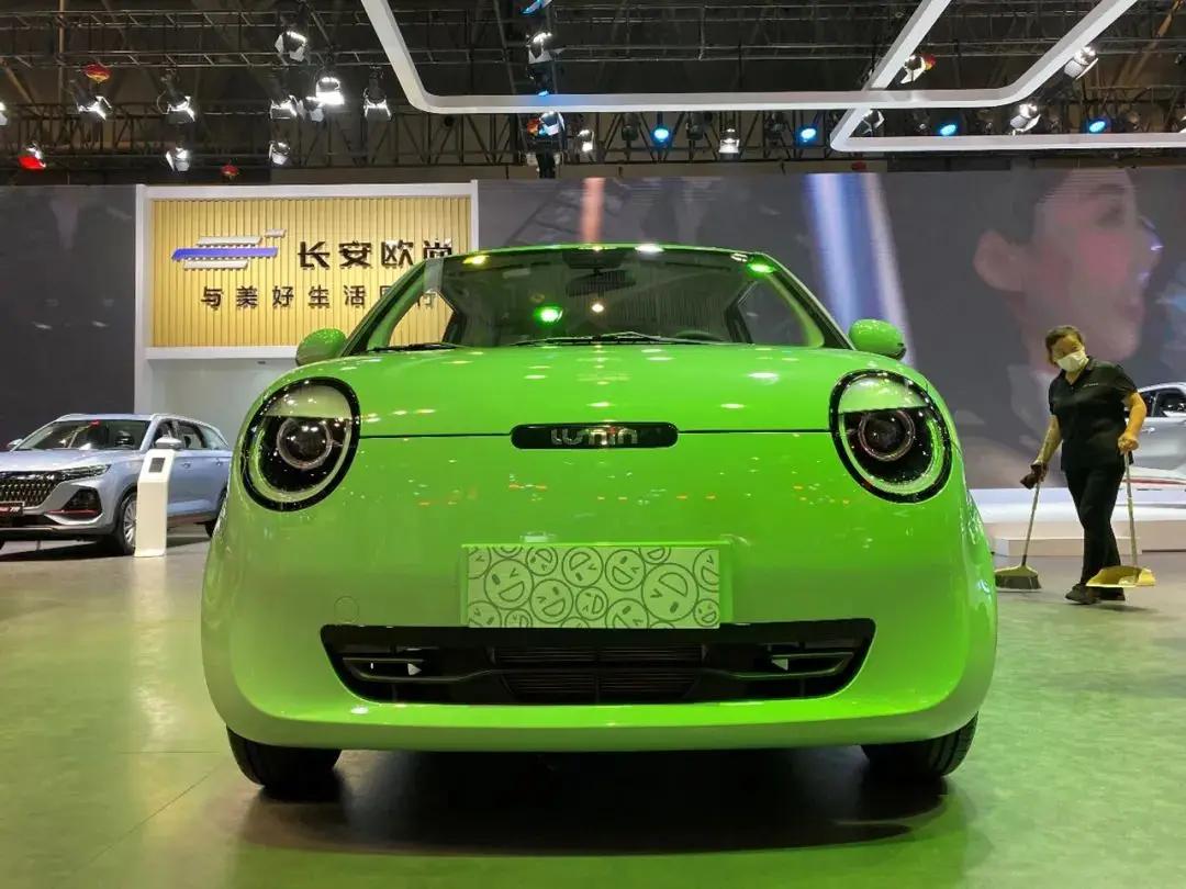 试驾长安Lumin糯玉米，谁说微电车都是粗糙和廉价？