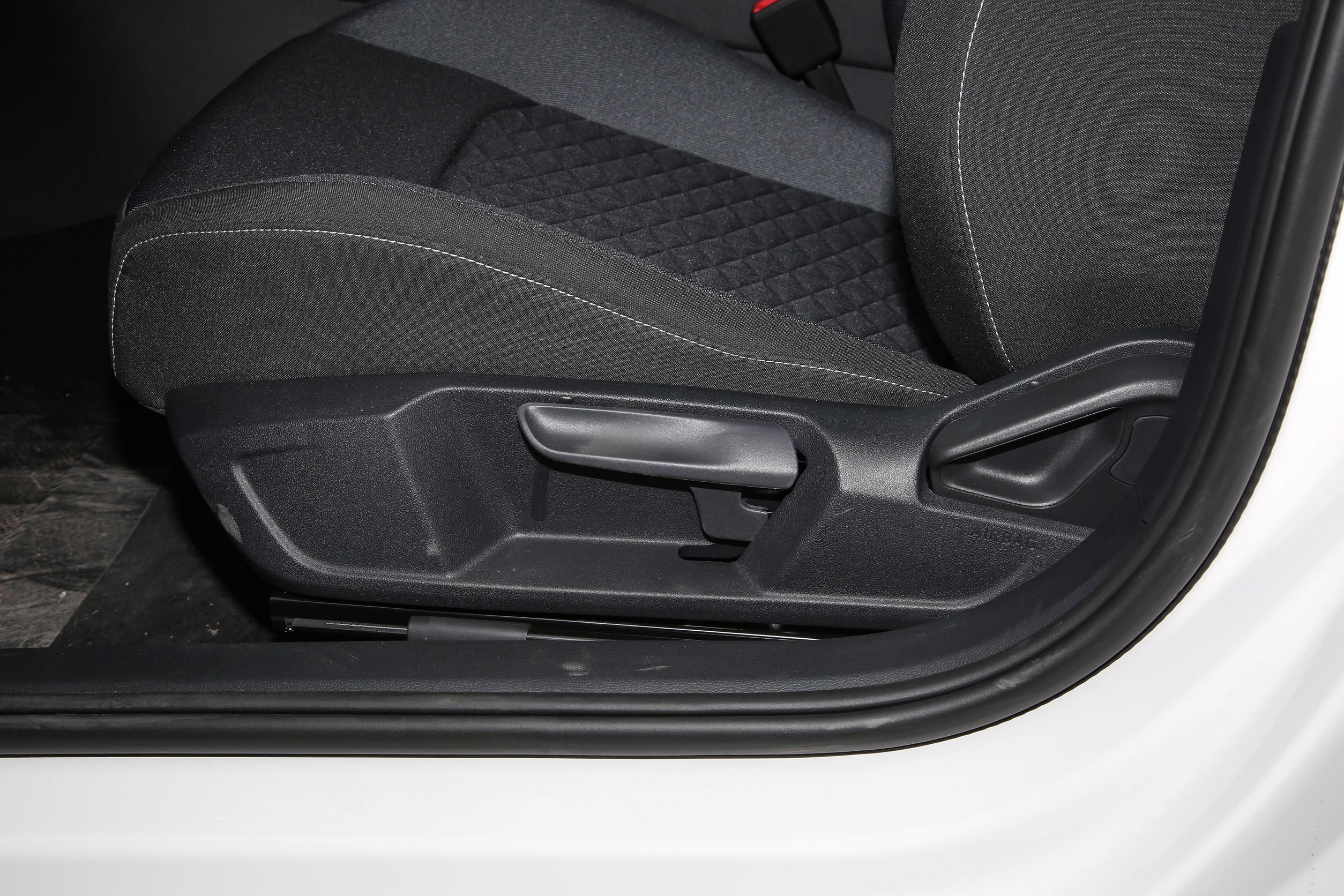 凌渡入门级是什么配置,大众凌渡l热辣版2022款分期落地价