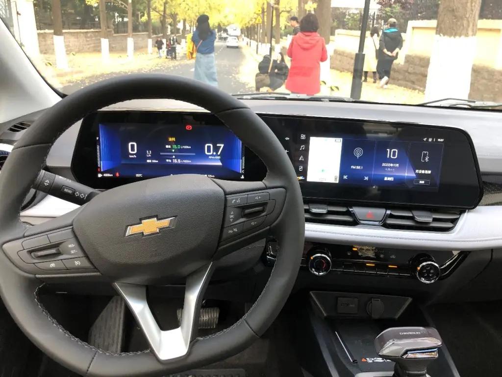 12万适合年轻人开的车动力足,10万车好开