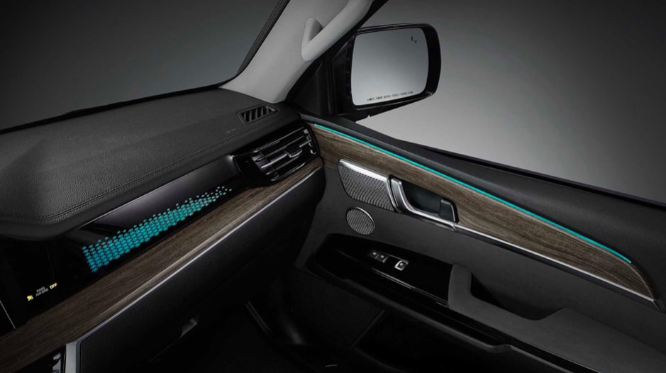 起亚霸锐2023款图片,起亚霸锐2023