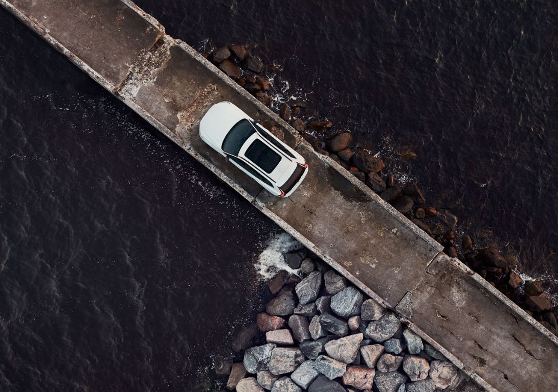 全能球星,沃尔沃新款xc60携手中国足球