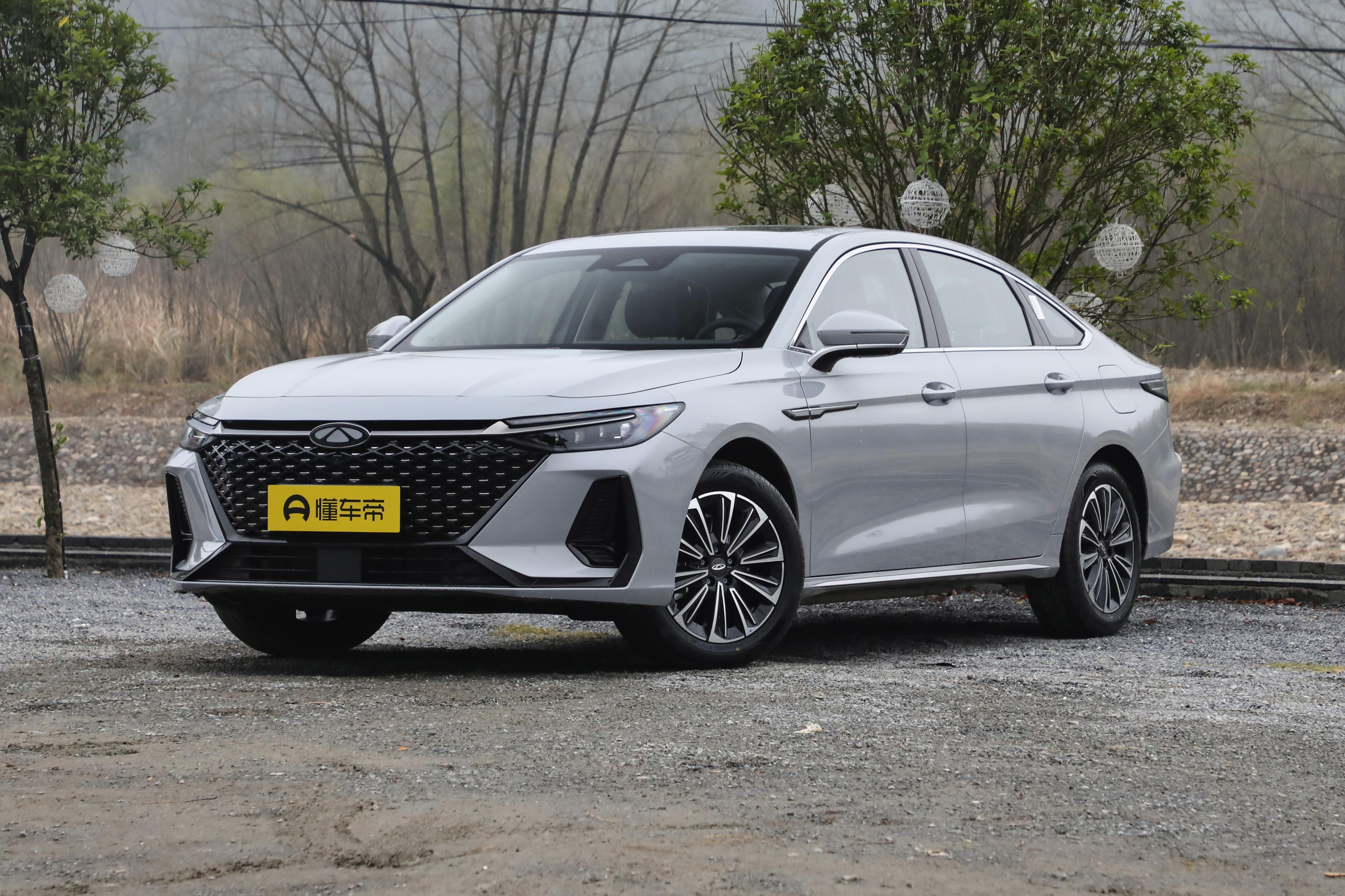 奇瑞全新中大型轿车风云a8亮相,11.99万元起奇瑞风云a8全球上市