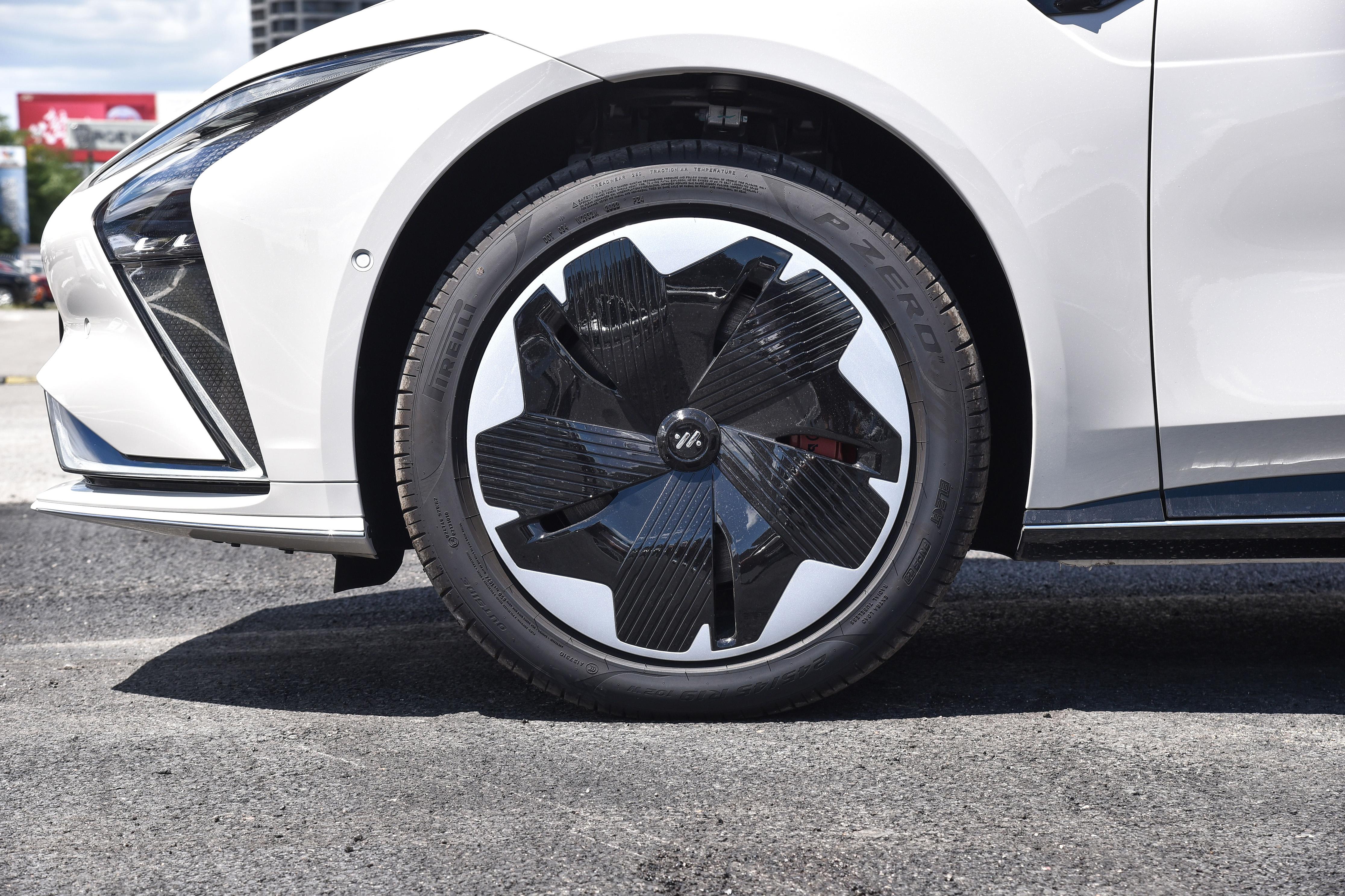 智己电动汽车l7,智己l7全车功能