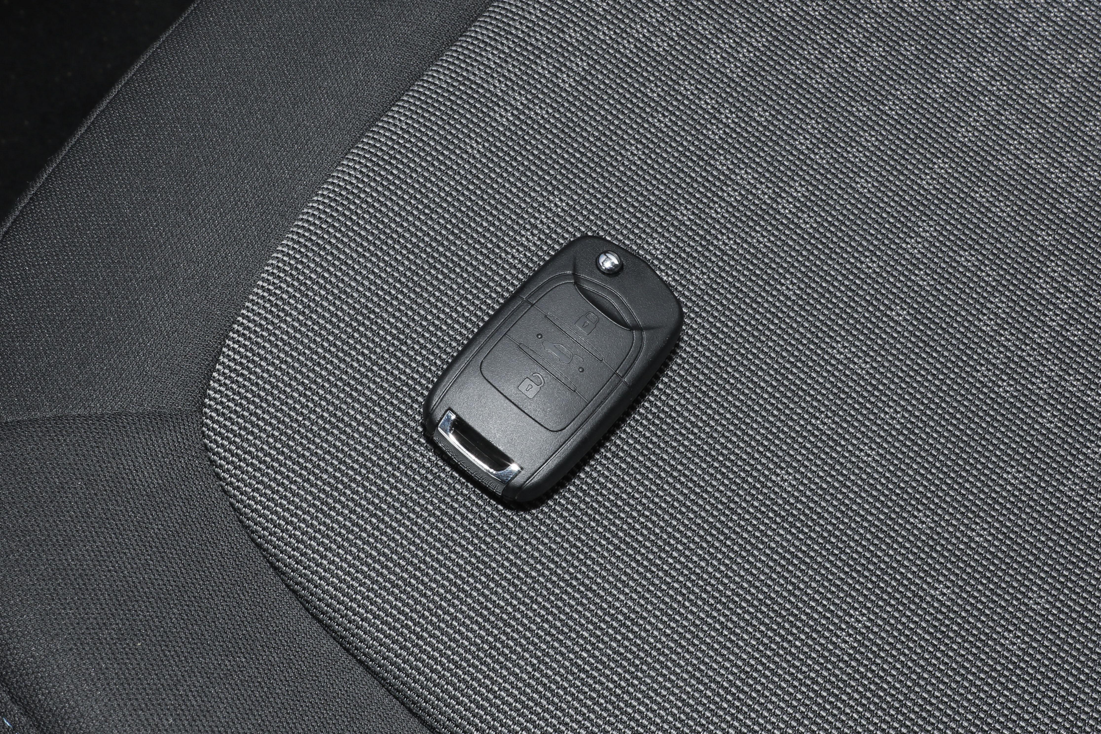 最值得入手的家用代步混动车,几万块的代步汽车推荐一下车型