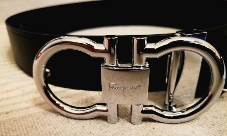 菲拉格慕皮带打孔在哪里打,菲拉格慕皮带是打孔还是剪