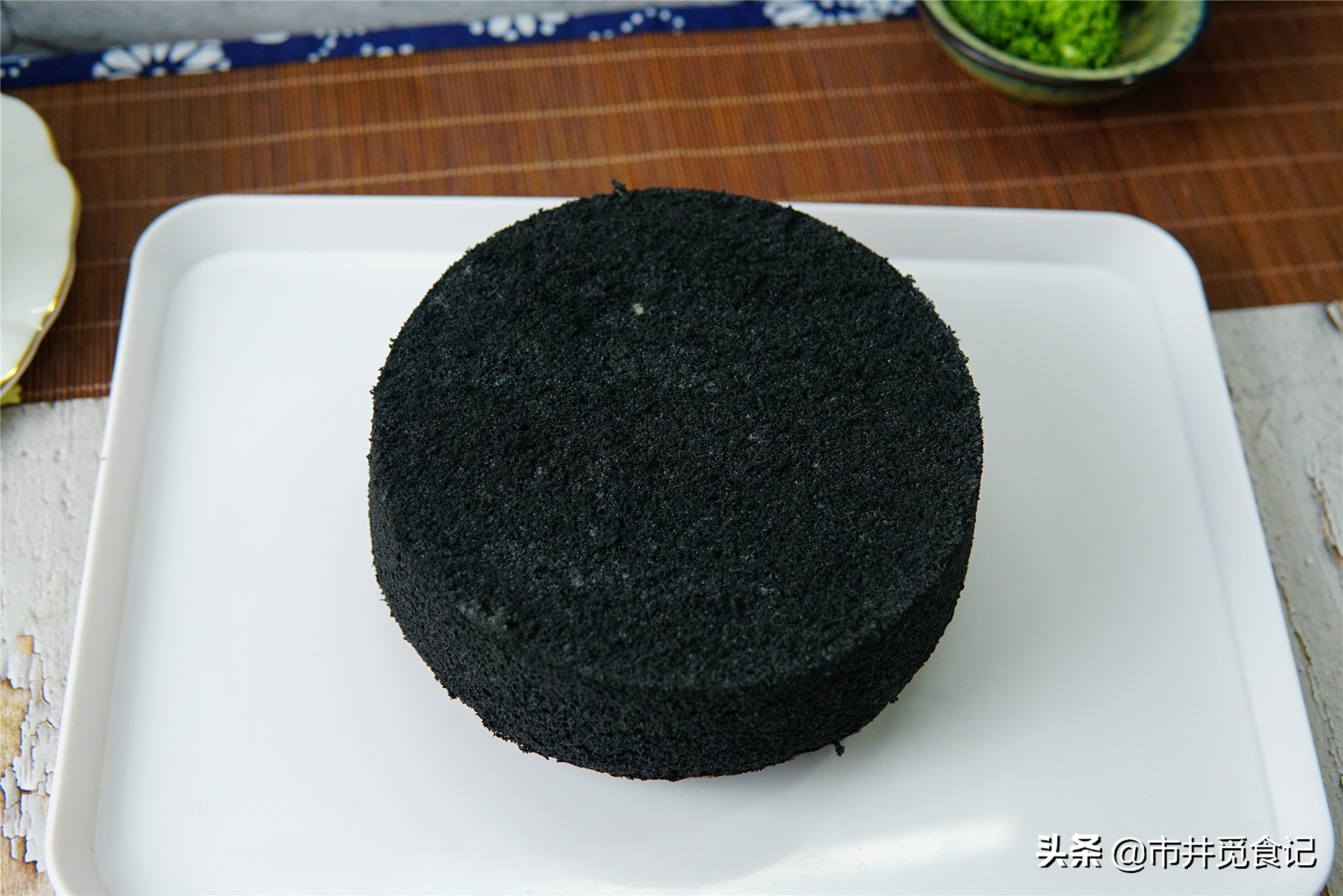 愚人节吃甜品,愚人节吃炸酱面