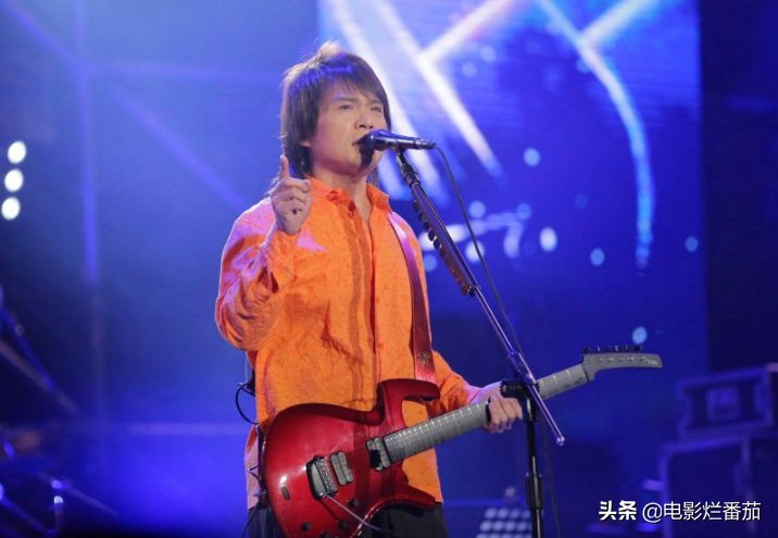 伍佰走向人生巅峰,伍佰封神之作震撼现场