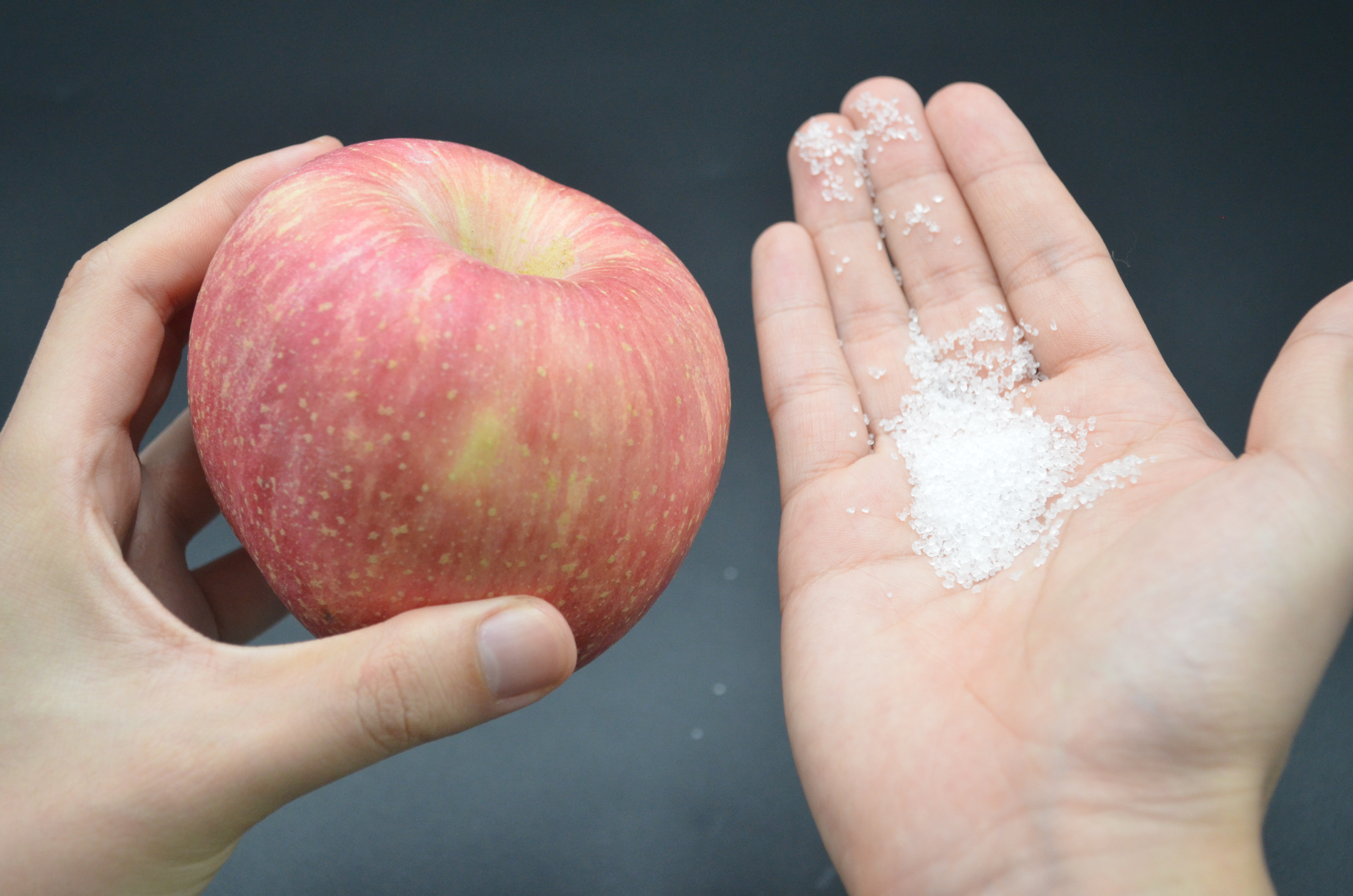 洗苹果用什么方法最好,苹果吃之前怎么清洗最佳