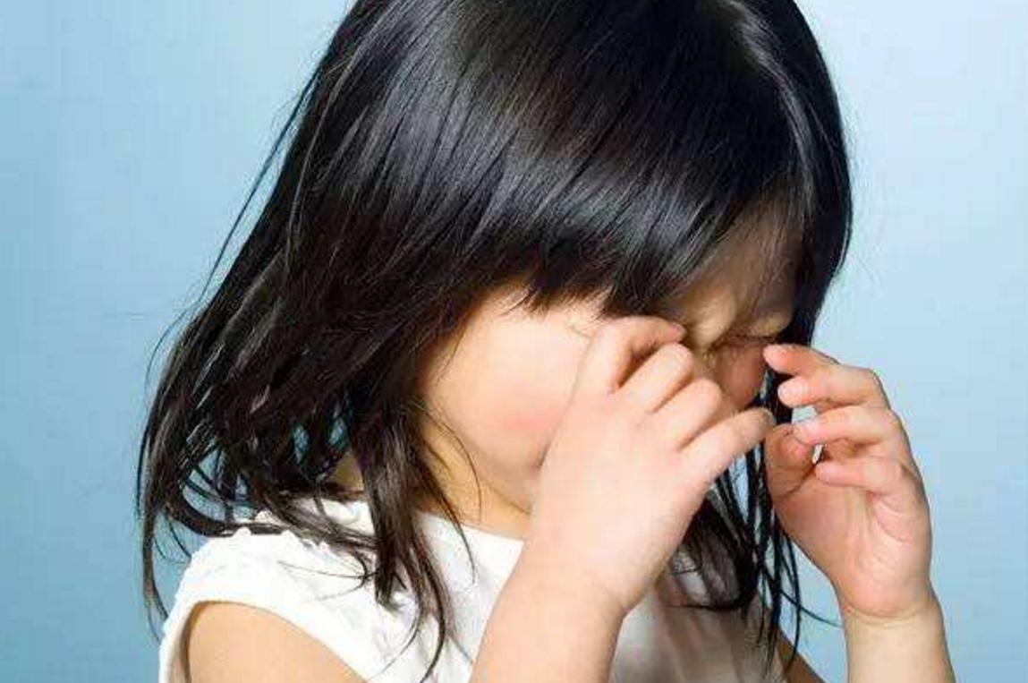 你们李姓爸爸都给孩子取啥名,爸爸姓李给女儿起了个名字