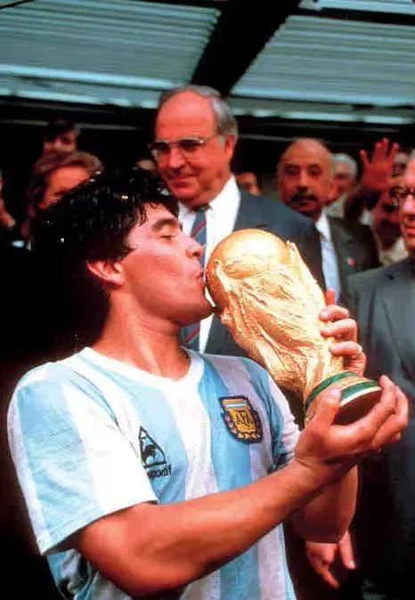 中国男足队员最新身高,中国男足水平低的原因