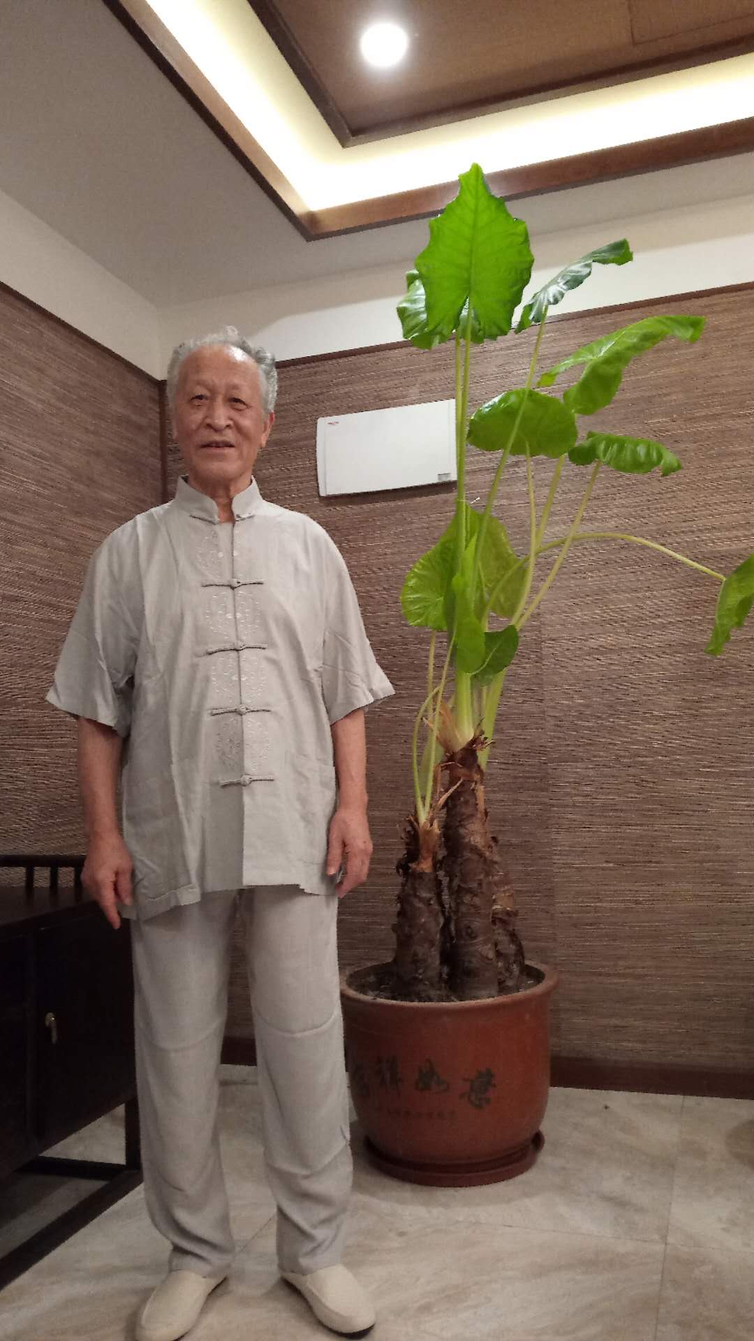 老人腰椎颈椎病头晕,专治中老年人颈椎病