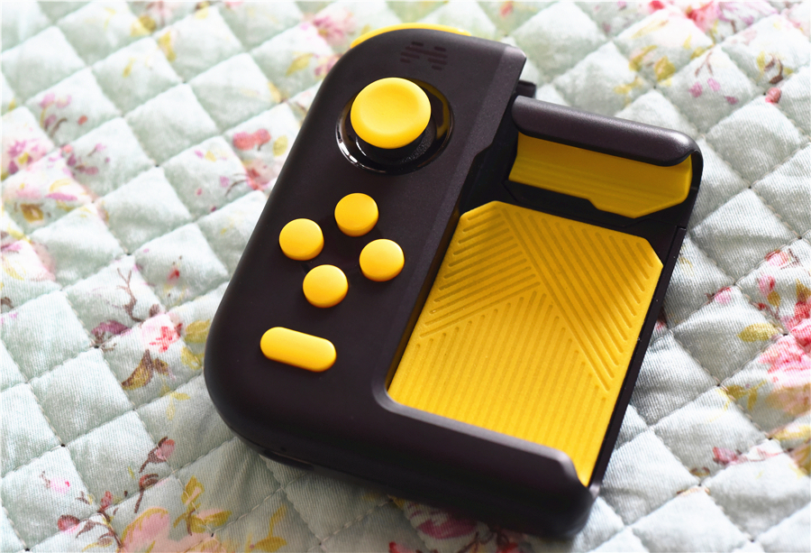 北通h1游戏手柄使用教程,北通h1手柄玩手机游戏好用吗