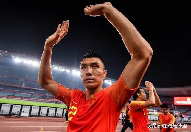 国足球员身材像男模,国足人员身材