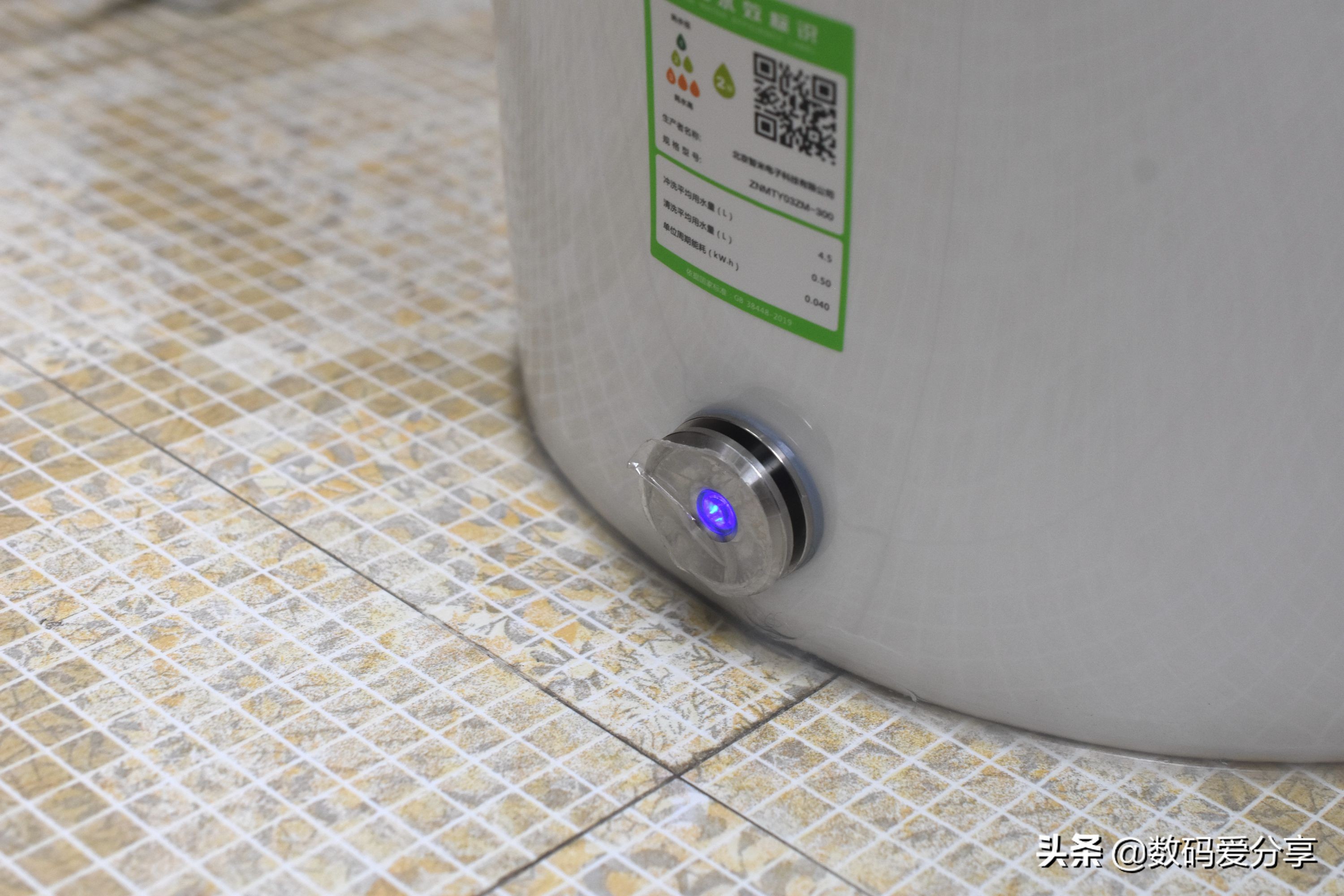 自动感应智能马桶,电动马桶智能自动冲水马桶