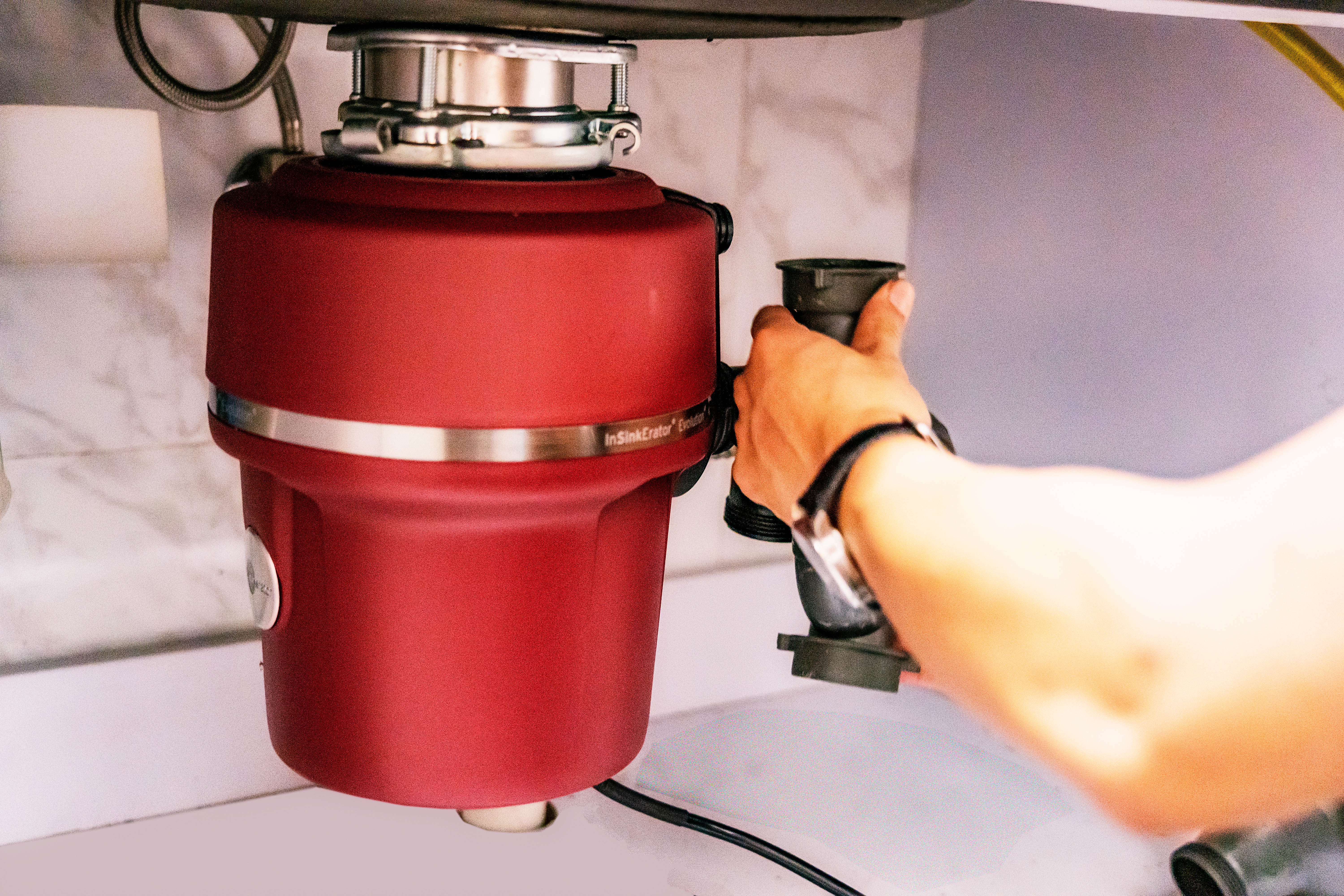 爱适易垃圾处理e150,爱适易垃圾食物处理器