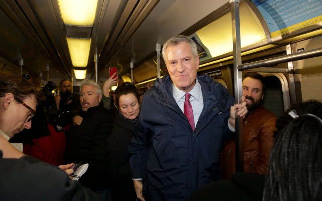 国外回国疫情防控政策放宽,全球疫情是否面临转机